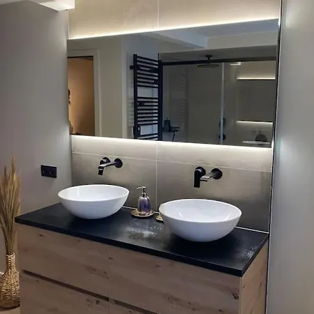 Maison De - 4 Personnes - O Coeur De * Spa